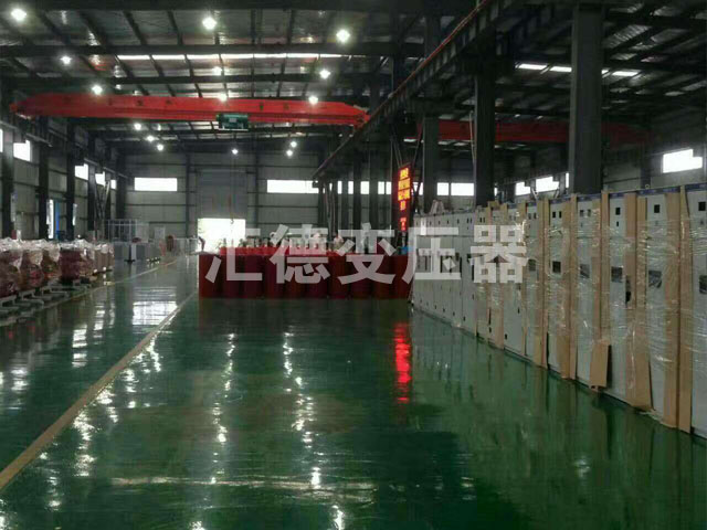 临汾变压器车间一角